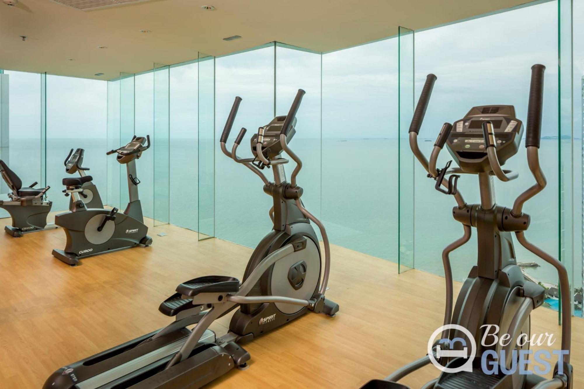 Stunning Sea View Condo On The Beach - Monthly Stay Pattaya Luaran gambar