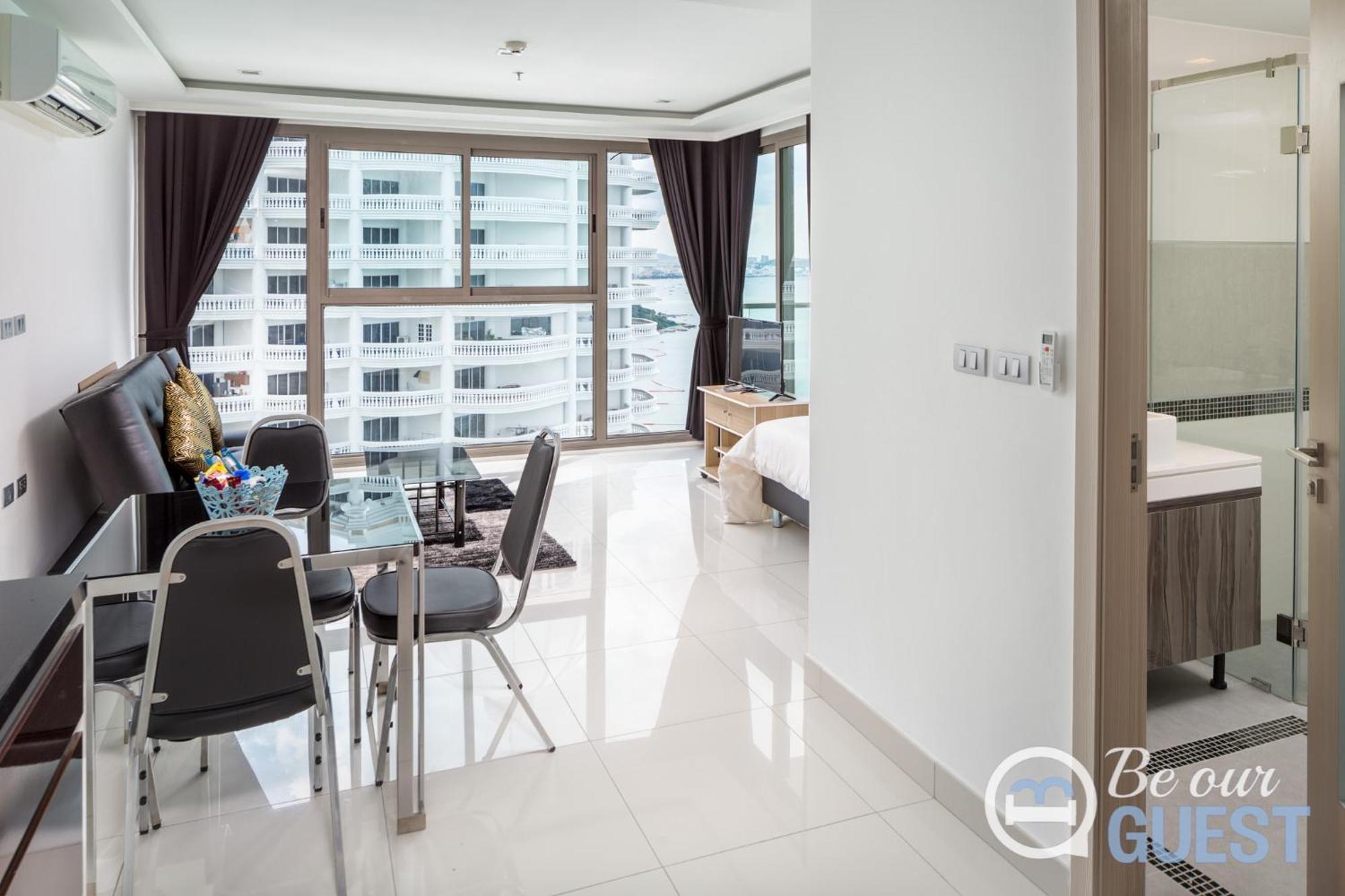 Stunning Sea View Condo On The Beach - Monthly Stay Pattaya Luaran gambar