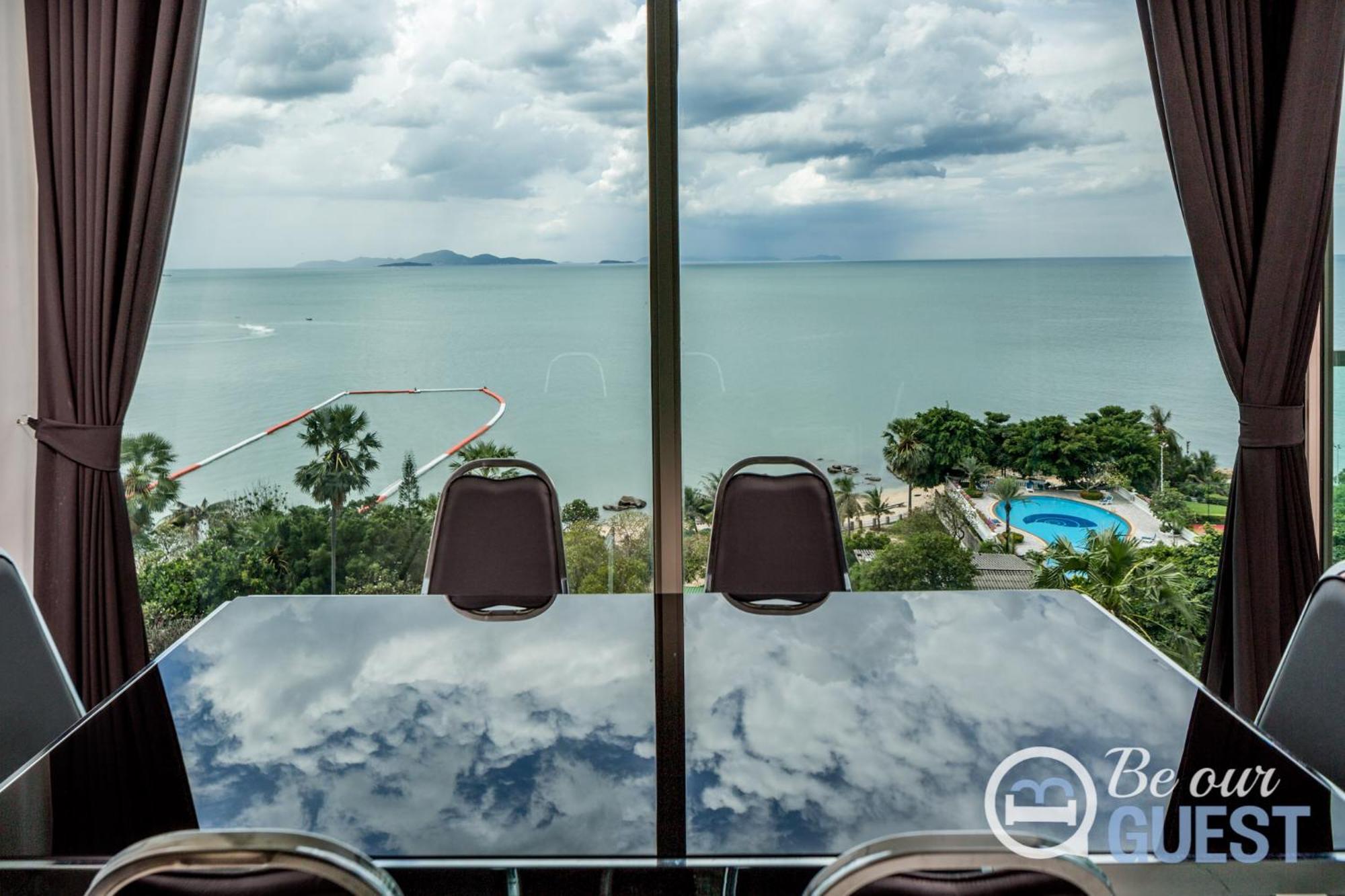 Stunning Sea View Condo On The Beach - Monthly Stay Pattaya Luaran gambar